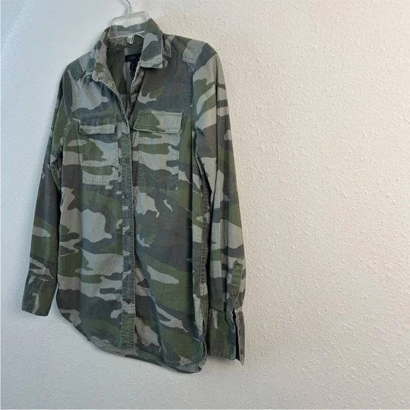 J.Crew Women’s Utility Military Camo Shirt Button Down Green Gray Size 0 Boy Fit - Picture 4 of 10